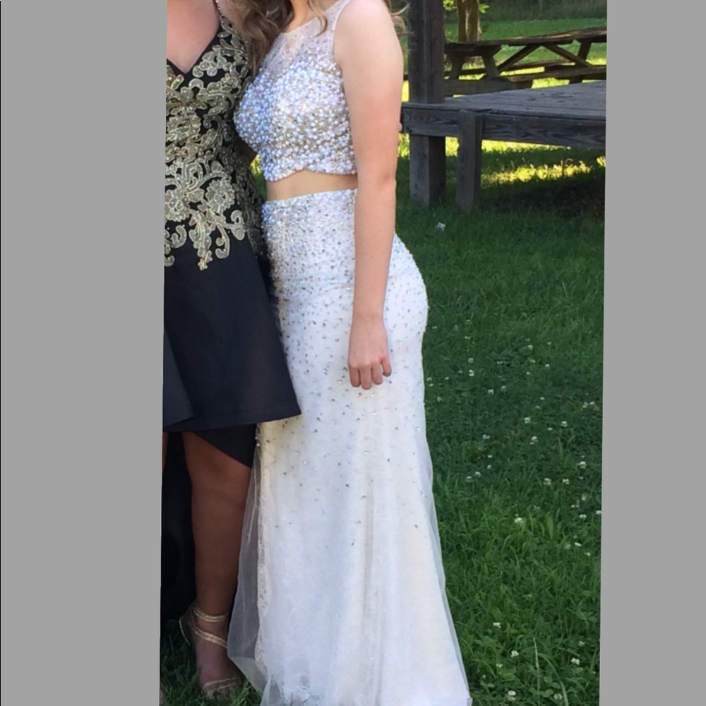 Prom dress